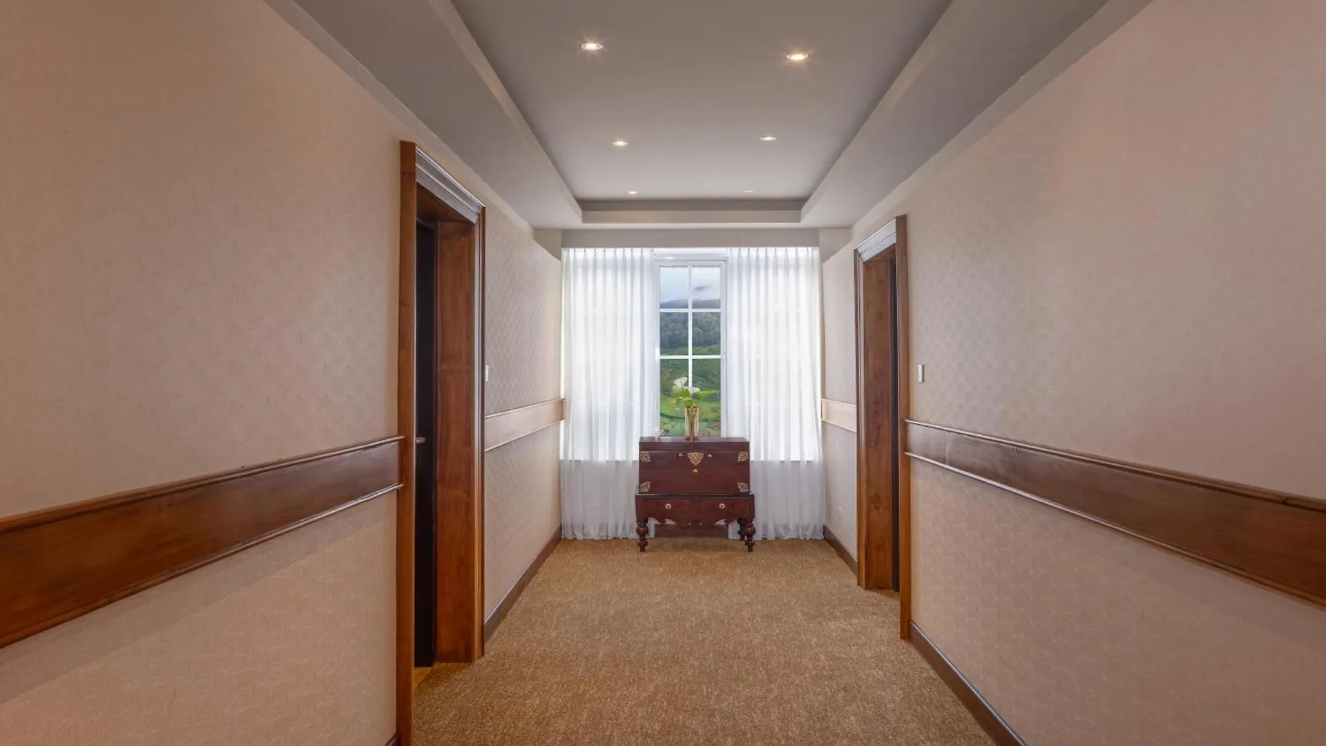 The Golden Ridge Hotel Nuwara Eliya